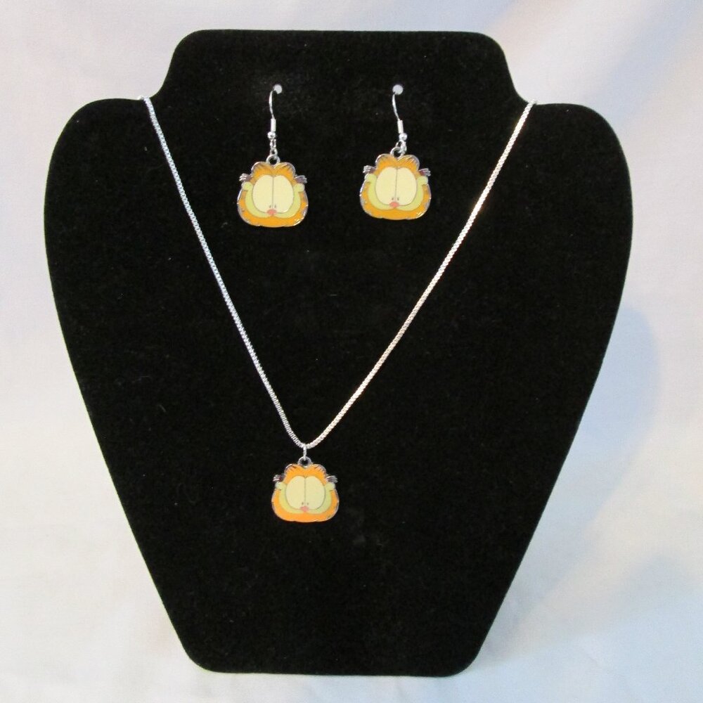 Garfield Earrings & Necklace Set